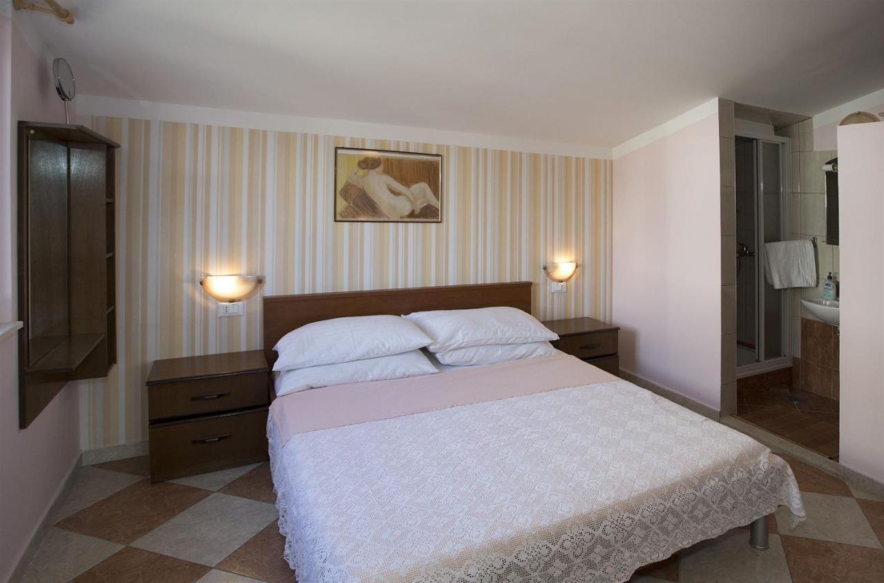 Apartments Gudelj تروغير المظهر الخارجي الصورة