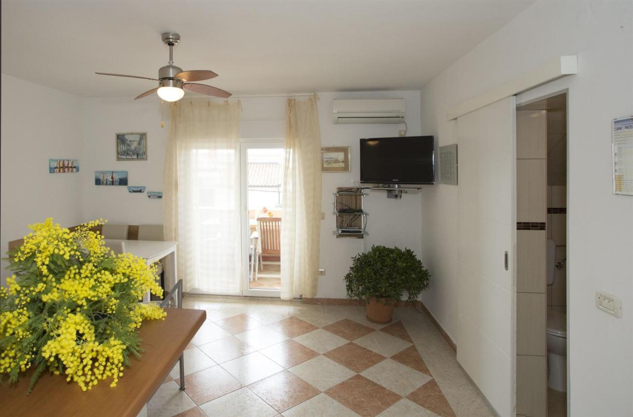 Apartments Gudelj تروغير المظهر الخارجي الصورة