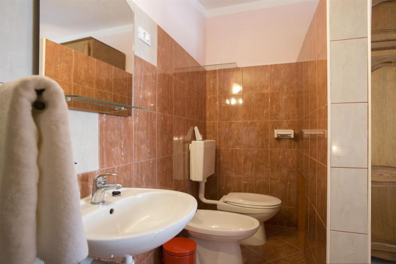 Apartments Gudelj تروغير المظهر الخارجي الصورة