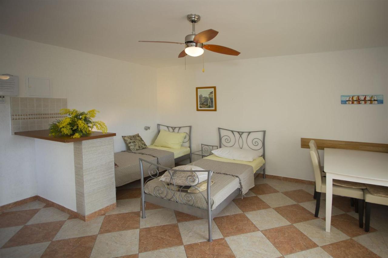 Apartments Gudelj تروغير المظهر الخارجي الصورة